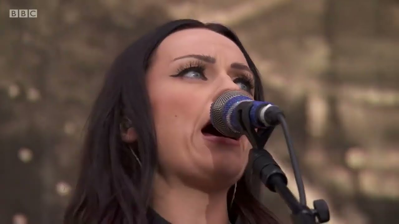 Amy Macdonald(Portsmouth, GB)|最新フェス情報とチケット・アクセスまとめ
